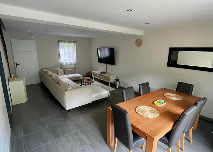 Maison Familiale A Nantes